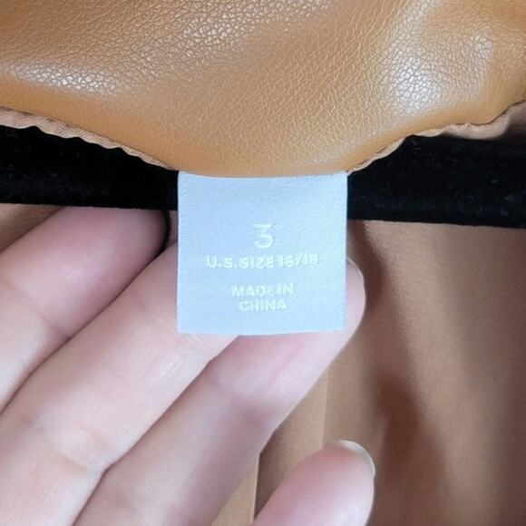 CHICO'S FAUX LEATHER BLAZER IN CAMEL, SZ 3/XL - Picture 5 of 16